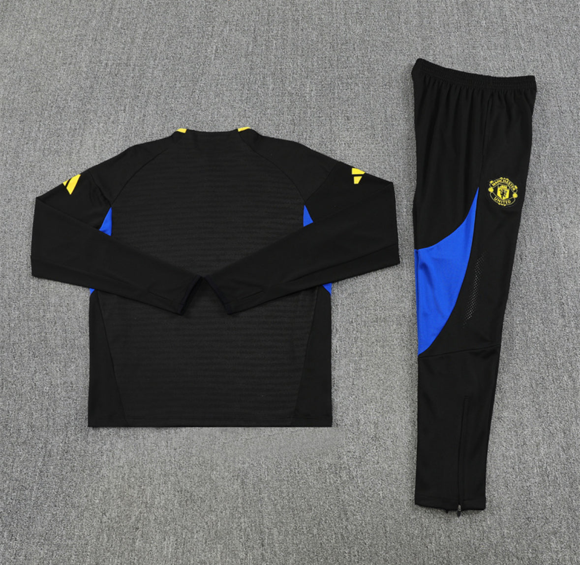 Man Utd 25/26 1/4 Zip Tracksuit