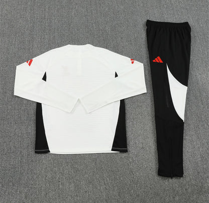 Liverpool 25/26 1/4 Zip up Tracksuit White & Black