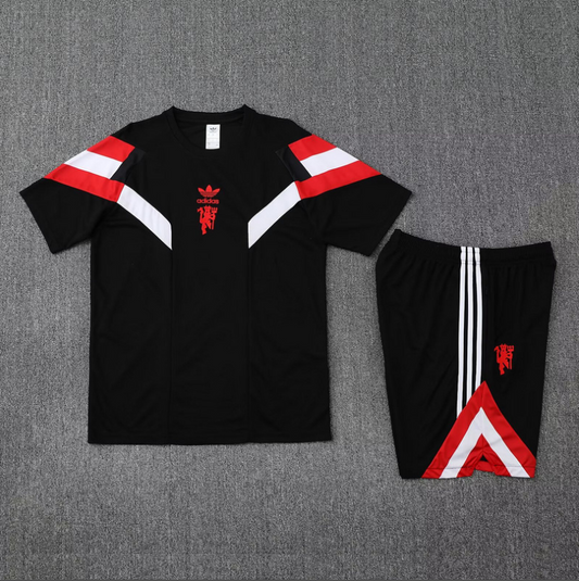 Man Utd 25/26 Short Set